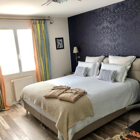 Les Suites Champenoises Tinqueux Exterior foto
