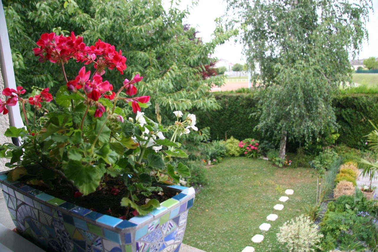 Les Suites Champenoises Tinqueux Exterior foto
